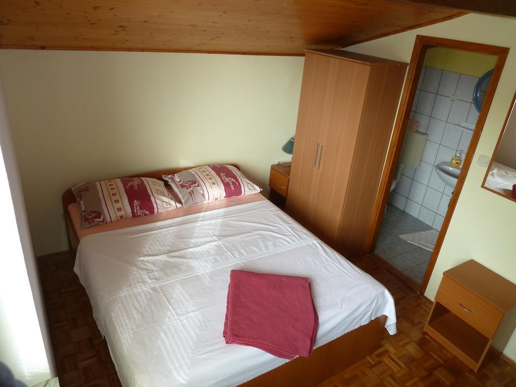 Apartment Mrkic ビオグラード・ナ・モル 部屋 写真